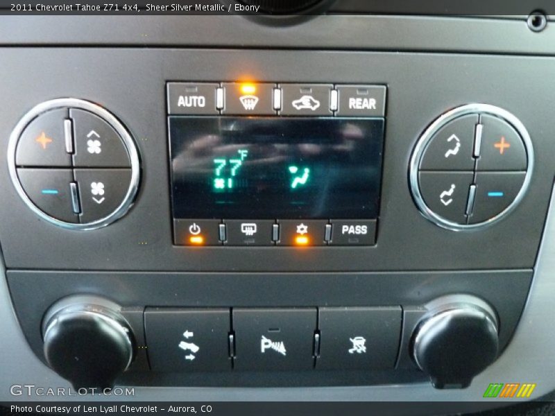 Sheer Silver Metallic / Ebony 2011 Chevrolet Tahoe Z71 4x4