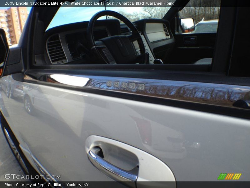 White Chocolate Tri Coat / Charcoal Black/Caramel Piping 2008 Lincoln Navigator L Elite 4x4