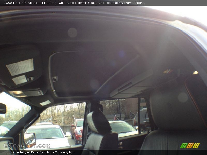 White Chocolate Tri Coat / Charcoal Black/Caramel Piping 2008 Lincoln Navigator L Elite 4x4
