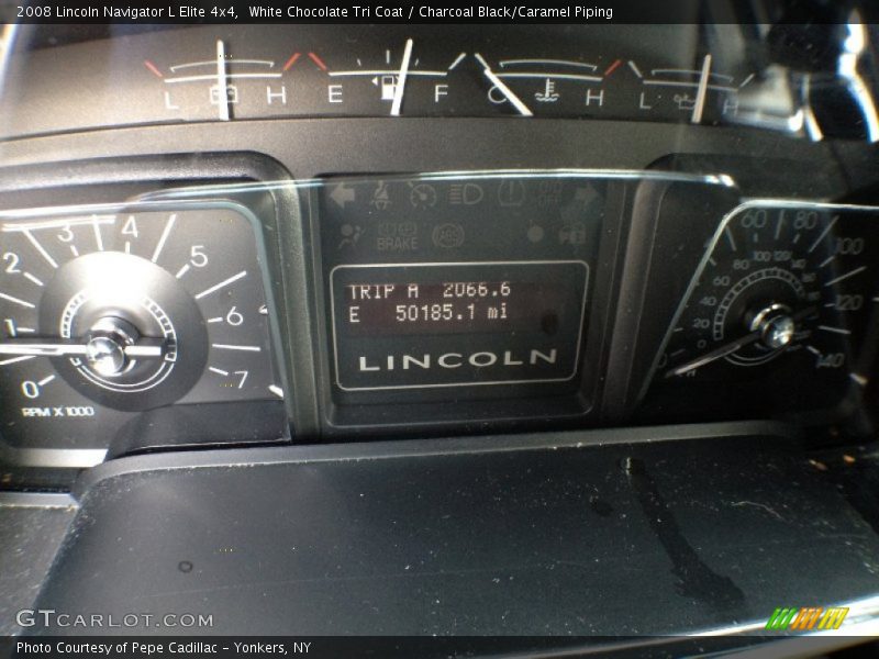 White Chocolate Tri Coat / Charcoal Black/Caramel Piping 2008 Lincoln Navigator L Elite 4x4