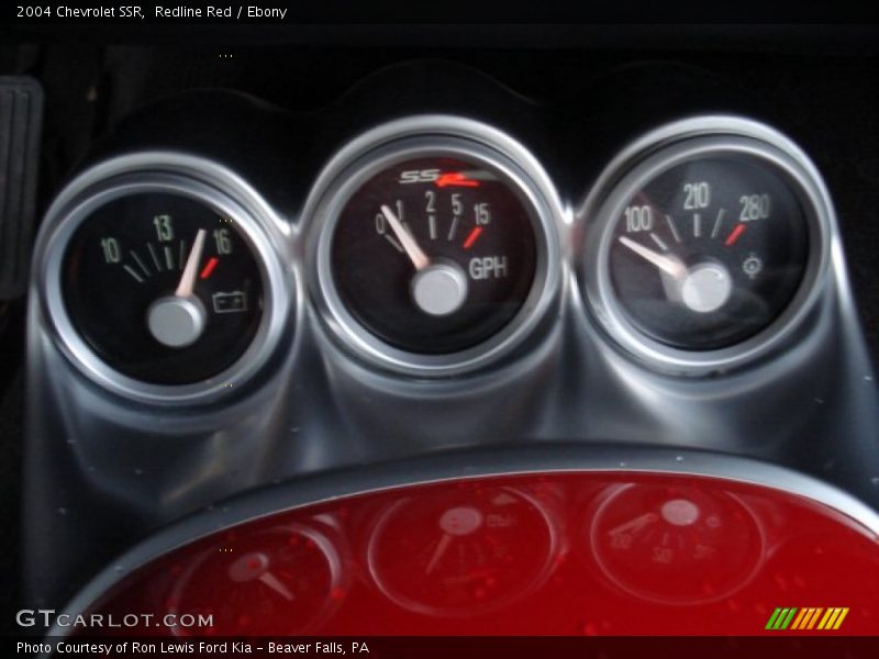 Redline Red / Ebony 2004 Chevrolet SSR