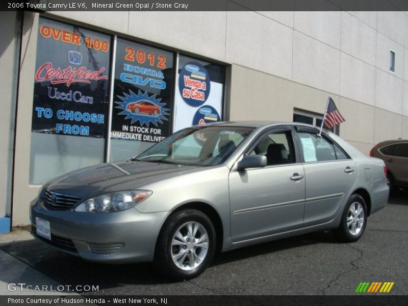 Mineral Green Opal / Stone Gray 2006 Toyota Camry LE V6