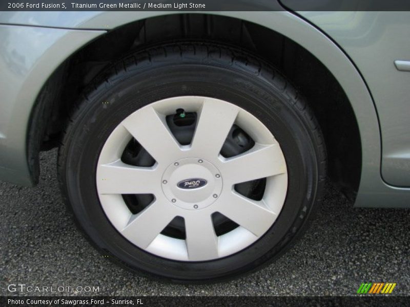 Titanium Green Metallic / Medium Light Stone 2006 Ford Fusion S
