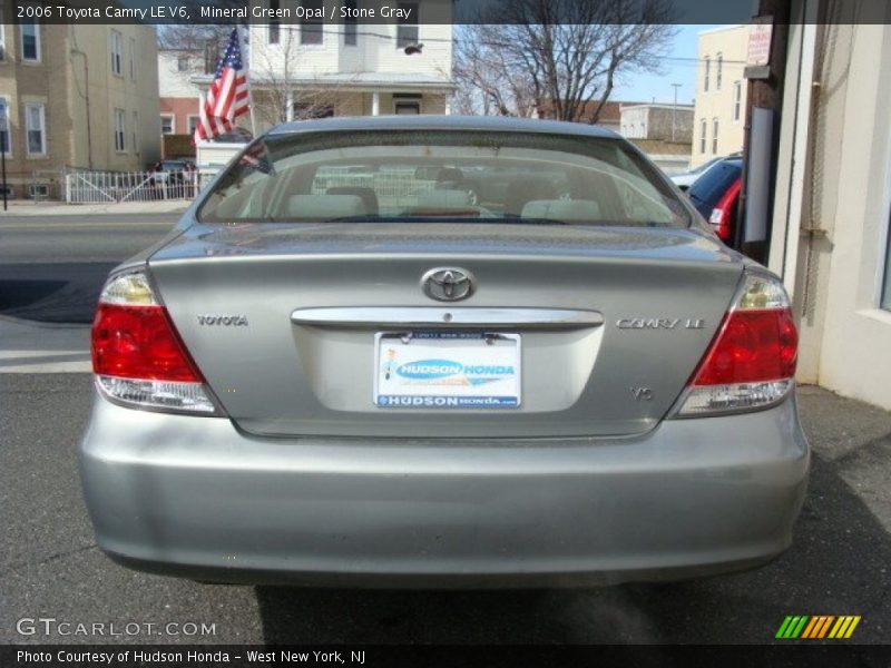 Mineral Green Opal / Stone Gray 2006 Toyota Camry LE V6