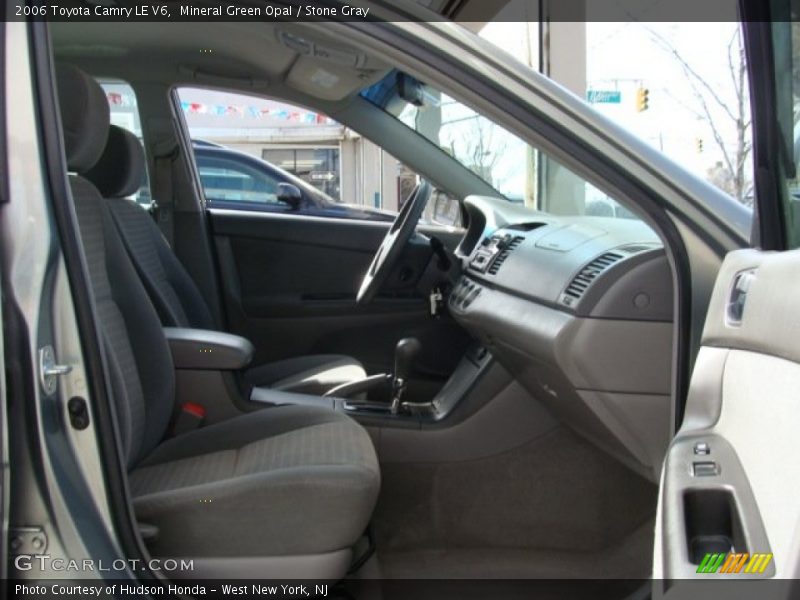 Mineral Green Opal / Stone Gray 2006 Toyota Camry LE V6