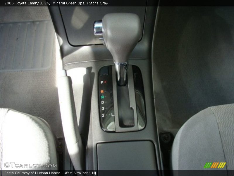 Mineral Green Opal / Stone Gray 2006 Toyota Camry LE V6