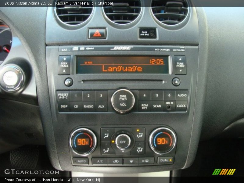 Radiant Silver Metallic / Charcoal 2009 Nissan Altima 2.5 SL