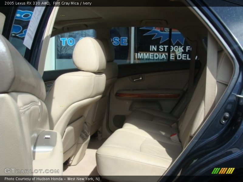 Flint Gray Mica / Ivory 2005 Lexus RX 330 AWD
