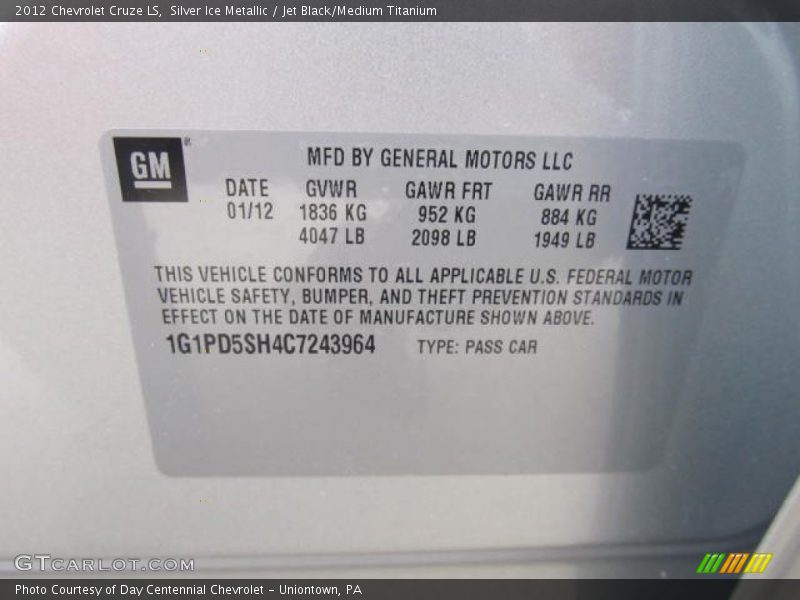 Silver Ice Metallic / Jet Black/Medium Titanium 2012 Chevrolet Cruze LS