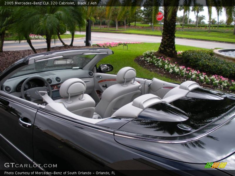 Black / Ash 2005 Mercedes-Benz CLK 320 Cabriolet