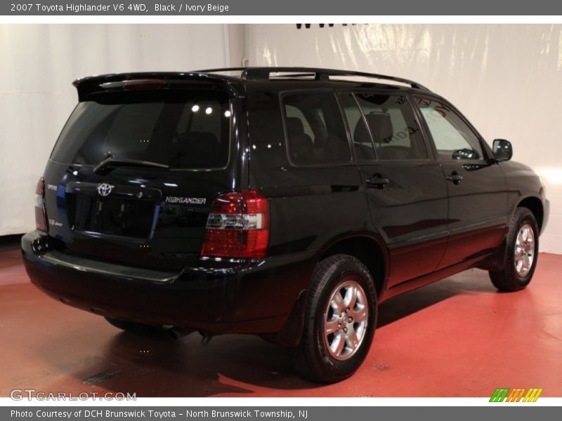 Black / Ivory Beige 2007 Toyota Highlander V6 4WD