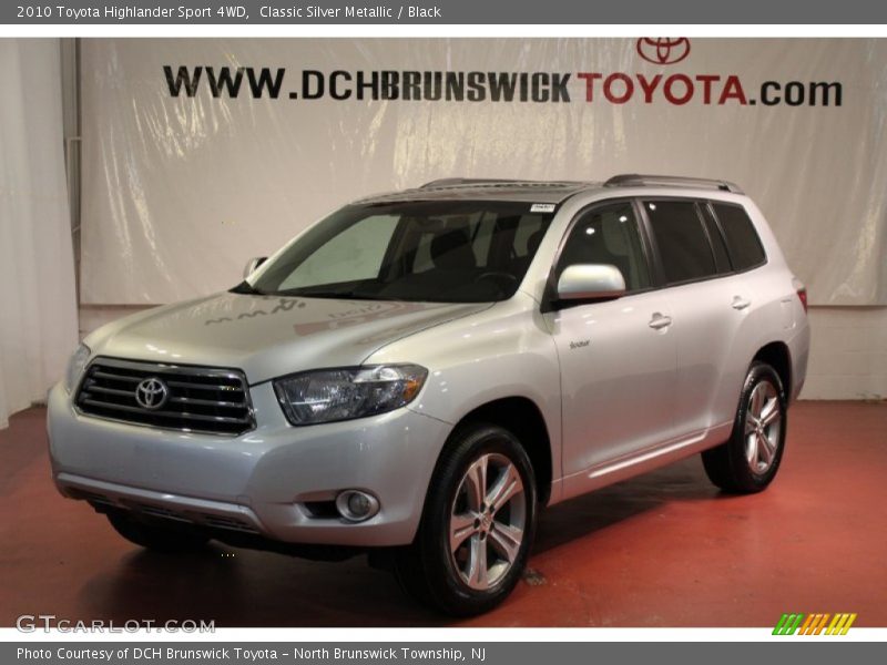 Classic Silver Metallic / Black 2010 Toyota Highlander Sport 4WD