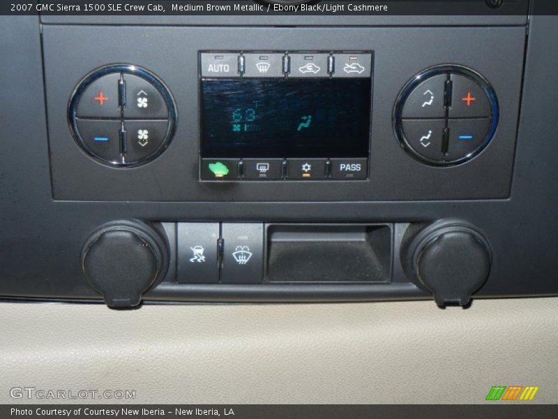 Medium Brown Metallic / Ebony Black/Light Cashmere 2007 GMC Sierra 1500 SLE Crew Cab