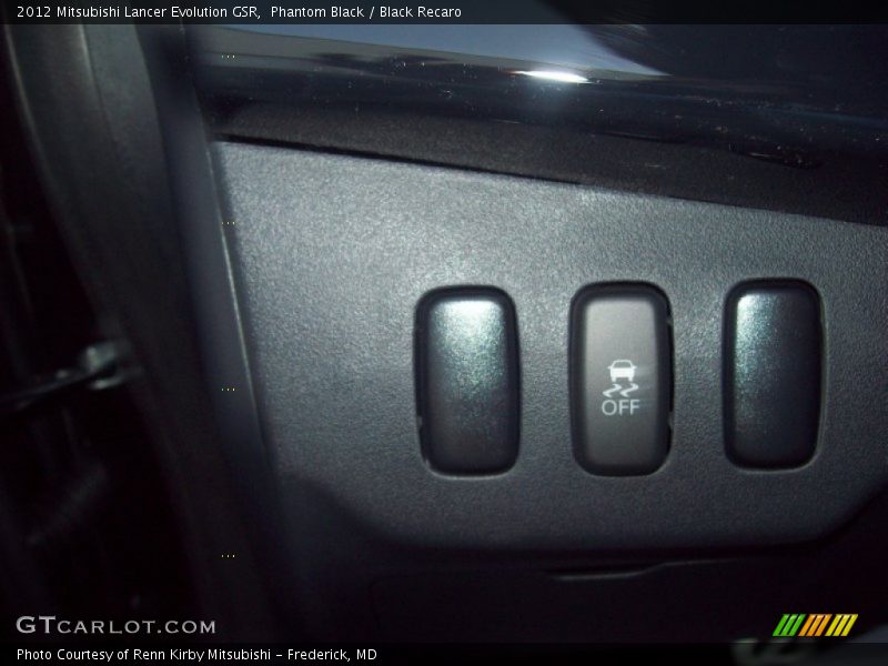 Phantom Black / Black Recaro 2012 Mitsubishi Lancer Evolution GSR