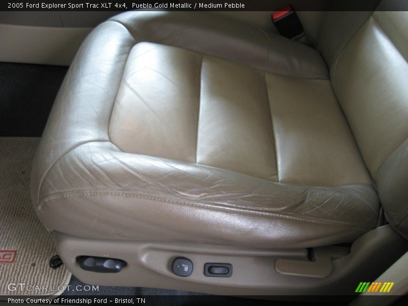 Pueblo Gold Metallic / Medium Pebble 2005 Ford Explorer Sport Trac XLT 4x4