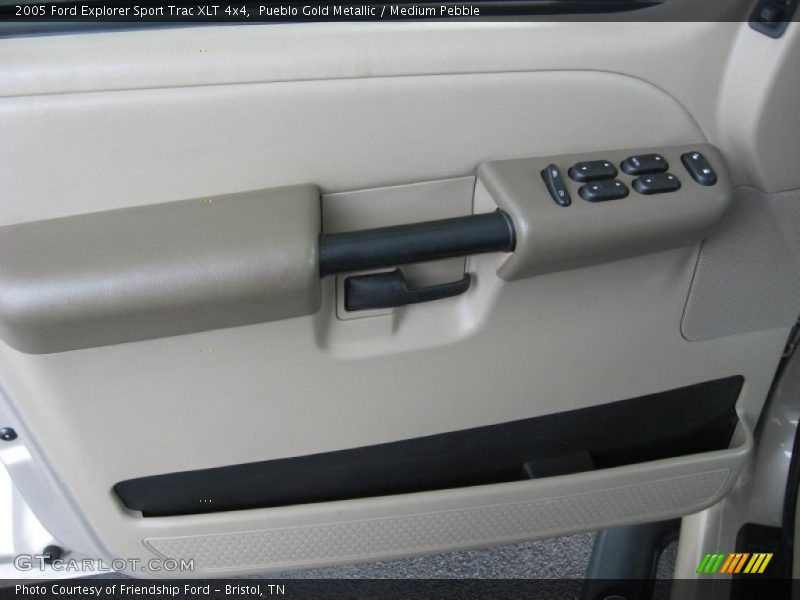Pueblo Gold Metallic / Medium Pebble 2005 Ford Explorer Sport Trac XLT 4x4