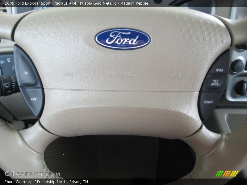 Pueblo Gold Metallic / Medium Pebble 2005 Ford Explorer Sport Trac XLT 4x4