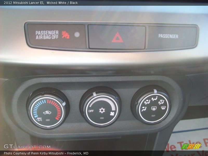 Wicked White / Black 2012 Mitsubishi Lancer ES