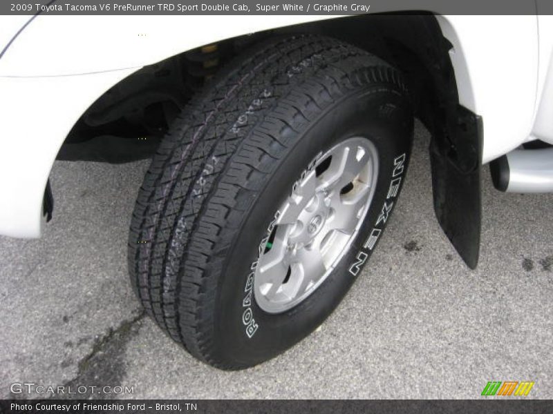 Super White / Graphite Gray 2009 Toyota Tacoma V6 PreRunner TRD Sport Double Cab