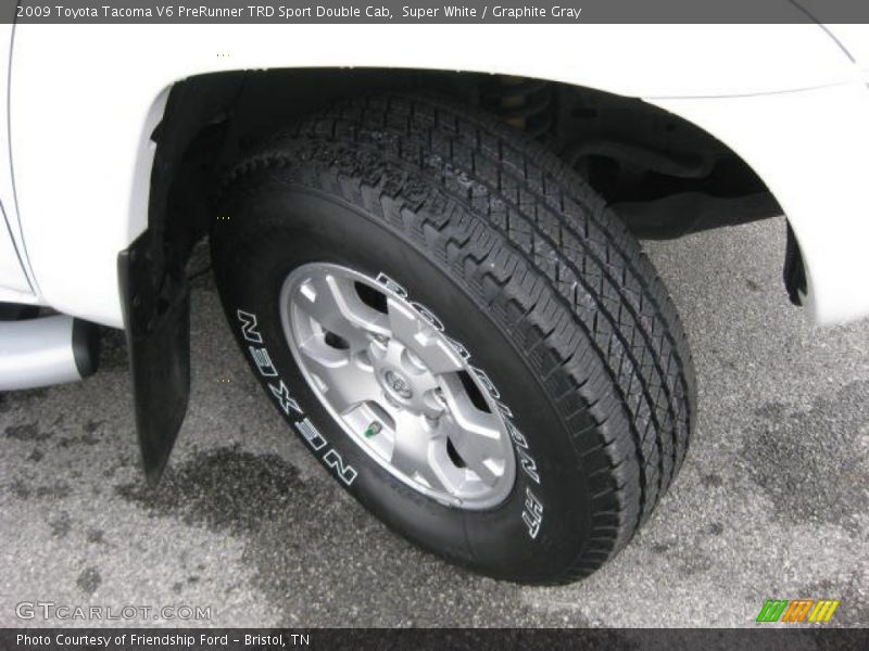Super White / Graphite Gray 2009 Toyota Tacoma V6 PreRunner TRD Sport Double Cab
