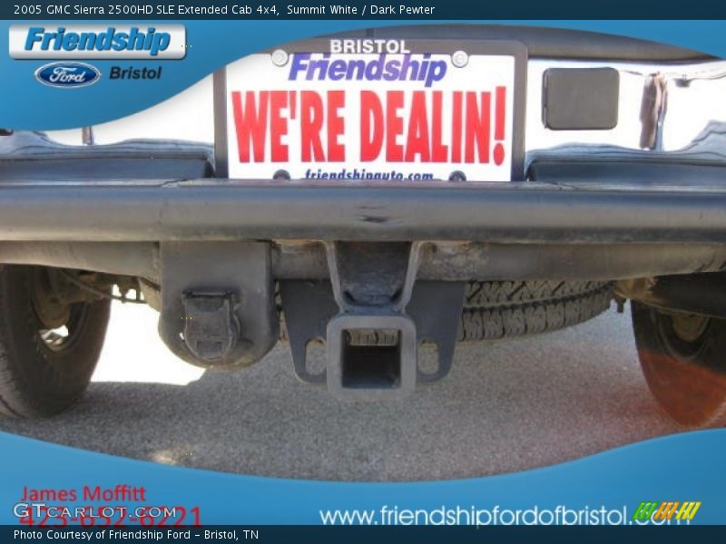 Summit White / Dark Pewter 2005 GMC Sierra 2500HD SLE Extended Cab 4x4