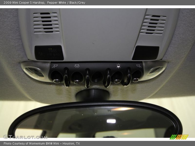 Pepper White / Black/Grey 2009 Mini Cooper S Hardtop