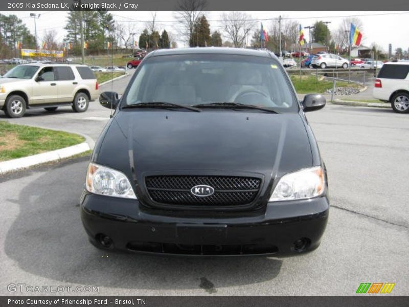 Midnight Black / Gray 2005 Kia Sedona LX