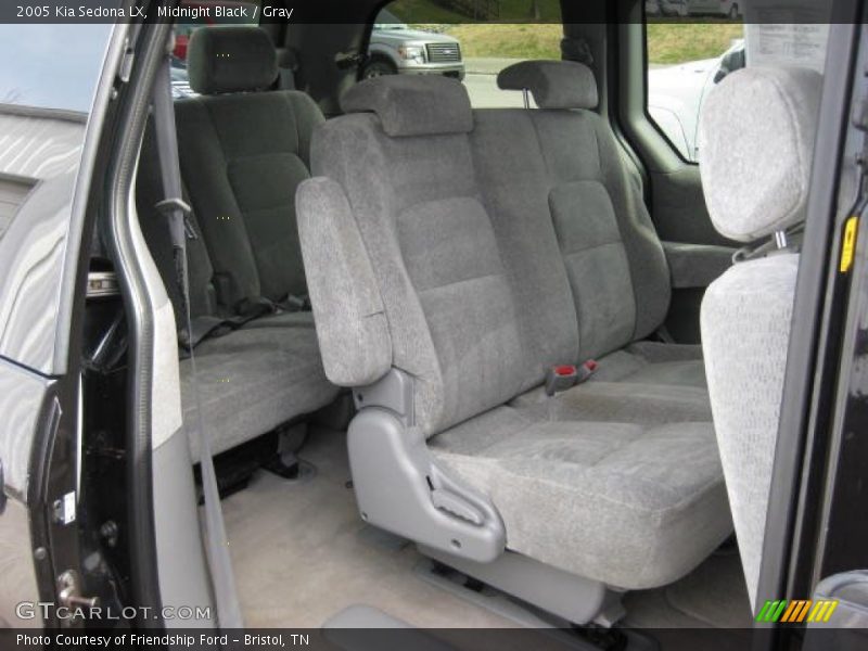Midnight Black / Gray 2005 Kia Sedona LX