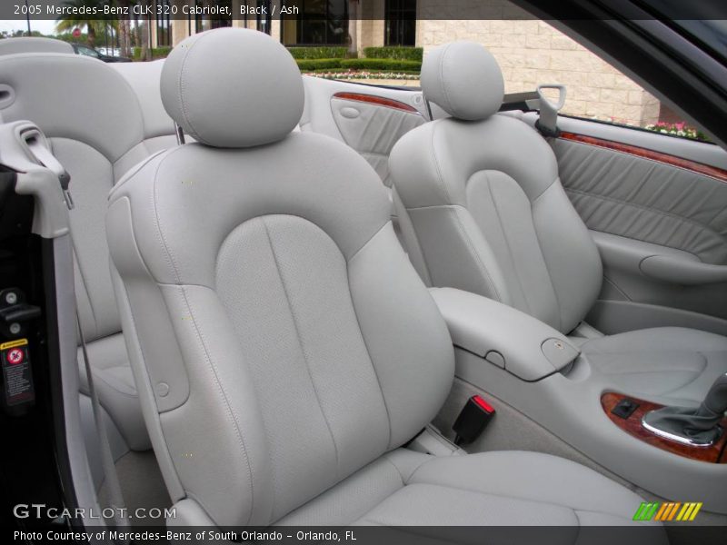 Black / Ash 2005 Mercedes-Benz CLK 320 Cabriolet