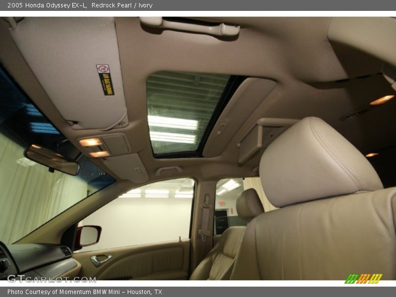 Redrock Pearl / Ivory 2005 Honda Odyssey EX-L