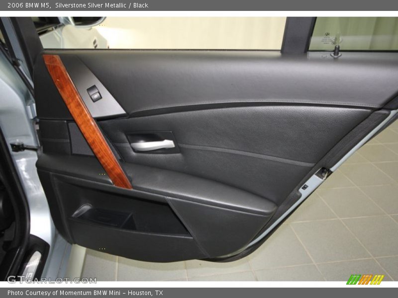 Silverstone Silver Metallic / Black 2006 BMW M5
