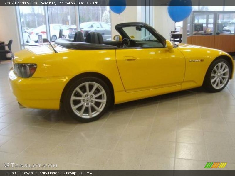 Rio Yellow Pearl / Black 2007 Honda S2000 Roadster