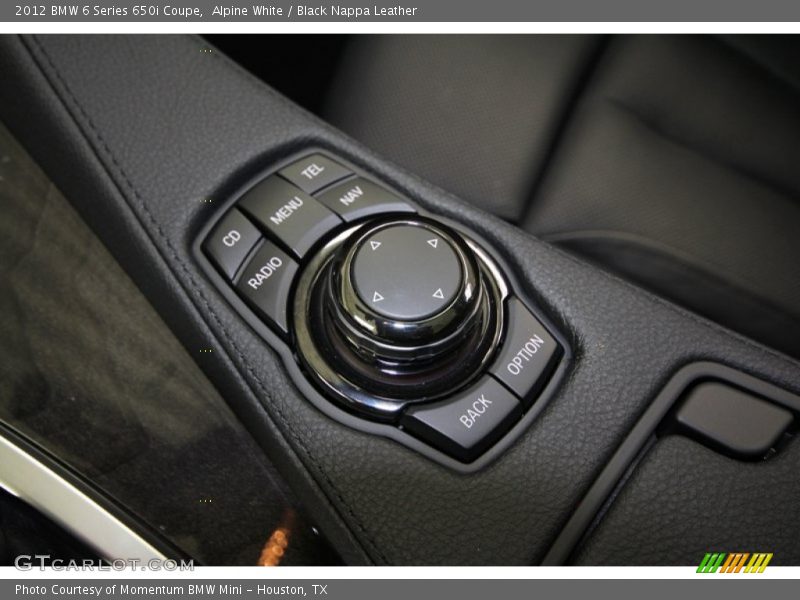 Controls of 2012 6 Series 650i Coupe