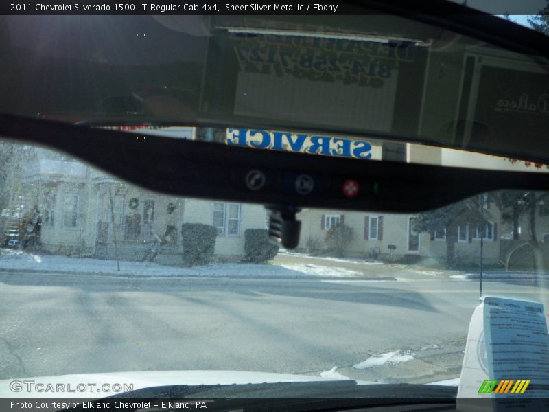 Sheer Silver Metallic / Ebony 2011 Chevrolet Silverado 1500 LT Regular Cab 4x4