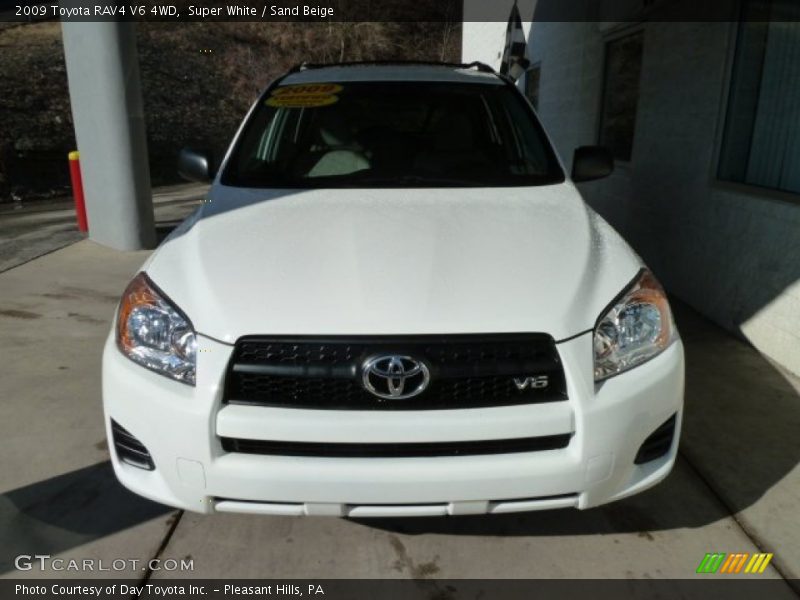 Super White / Sand Beige 2009 Toyota RAV4 V6 4WD