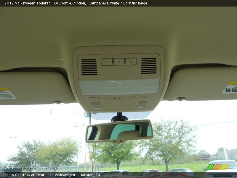 Campanella White / Cornsilk Beige 2012 Volkswagen Touareg TDI Sport 4XMotion