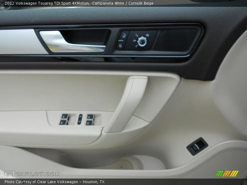 Campanella White / Cornsilk Beige 2012 Volkswagen Touareg TDI Sport 4XMotion