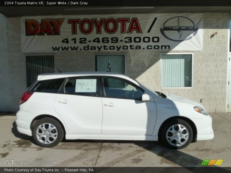 Super White / Dark Gray 2004 Toyota Matrix XR
