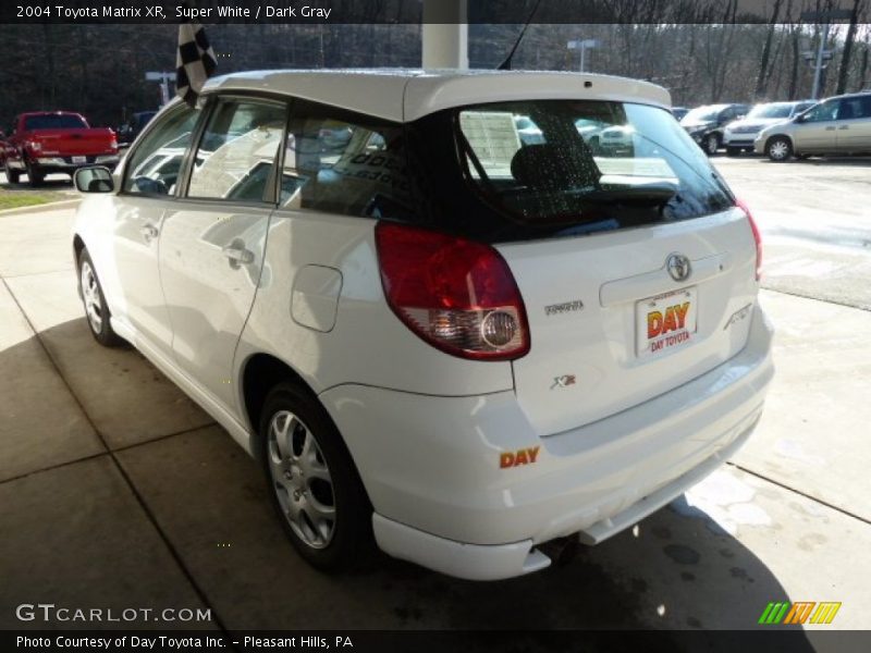 Super White / Dark Gray 2004 Toyota Matrix XR