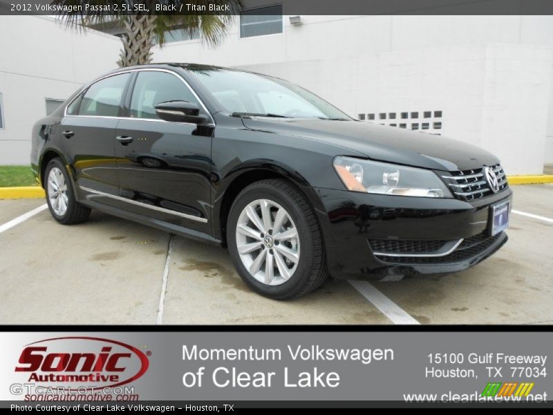 Black / Titan Black 2012 Volkswagen Passat 2.5L SEL