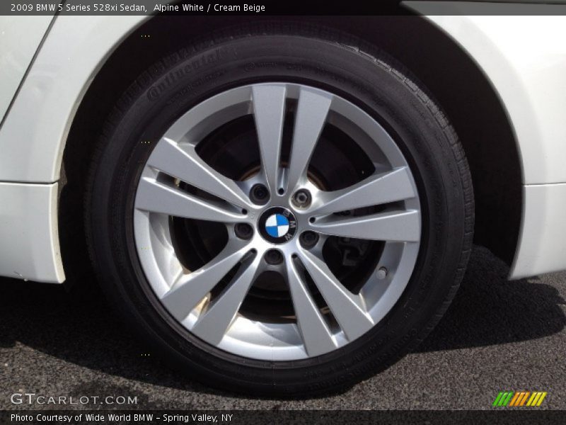 Alpine White / Cream Beige 2009 BMW 5 Series 528xi Sedan
