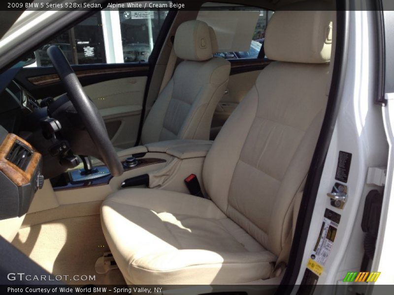 Alpine White / Cream Beige 2009 BMW 5 Series 528xi Sedan