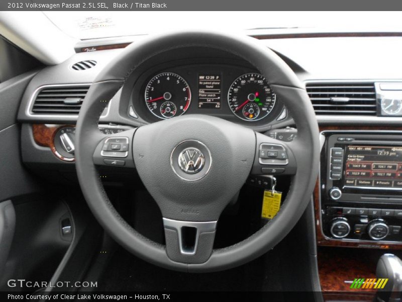 Black / Titan Black 2012 Volkswagen Passat 2.5L SEL