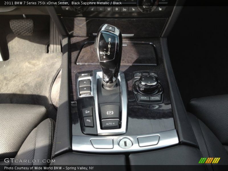  2011 7 Series 750i xDrive Sedan 6 Speed Automatic Shifter
