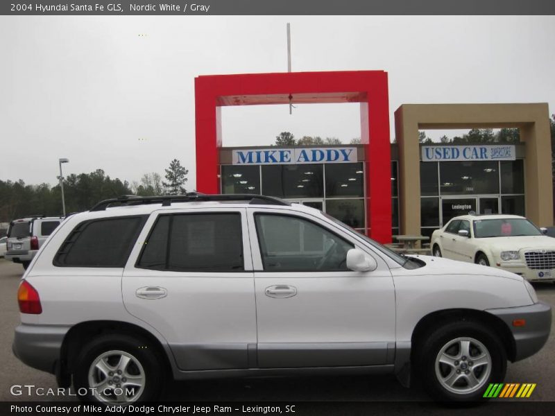 Nordic White / Gray 2004 Hyundai Santa Fe GLS