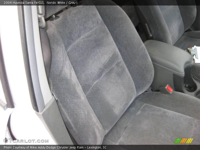 Nordic White / Gray 2004 Hyundai Santa Fe GLS