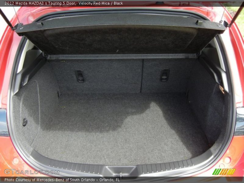  2012 MAZDA3 s Touring 5 Door Trunk