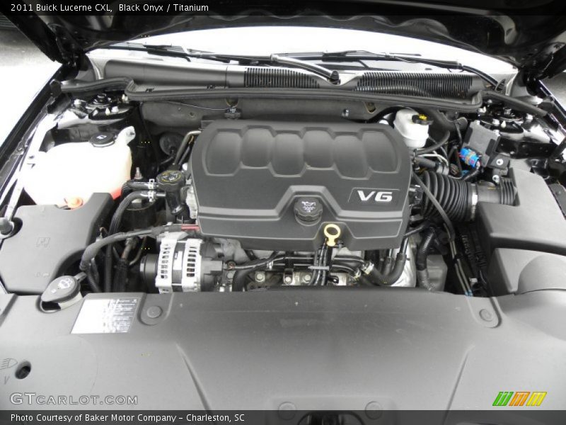 Black Onyx / Titanium 2011 Buick Lucerne CXL