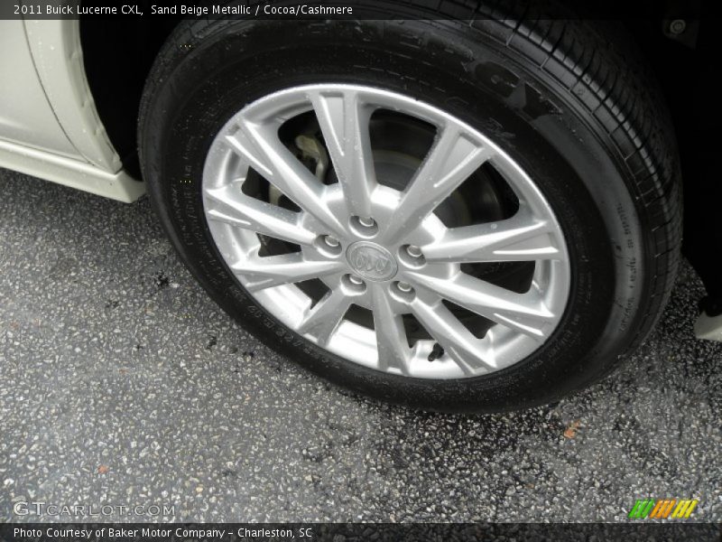 Sand Beige Metallic / Cocoa/Cashmere 2011 Buick Lucerne CXL