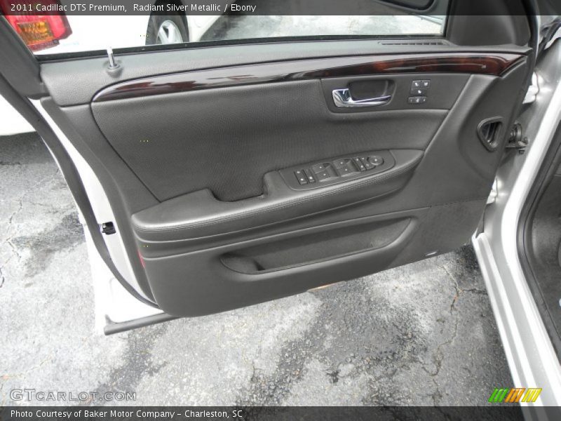 Radiant Silver Metallic / Ebony 2011 Cadillac DTS Premium
